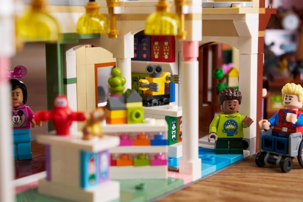 LEGO 43302