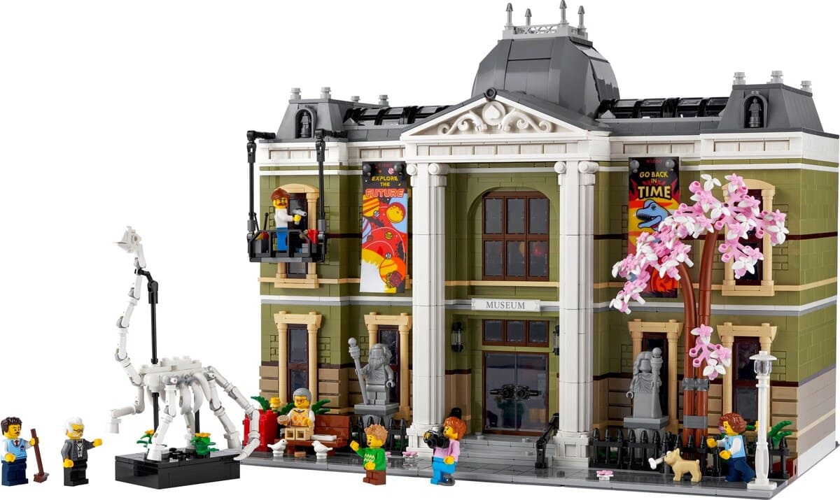 LEGO modular buildings natural history museum